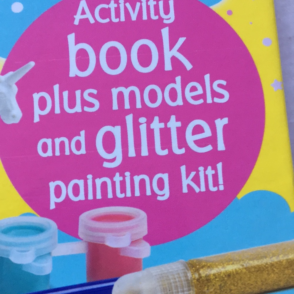 Activity Station Book + Kit - Picture 2 of 3